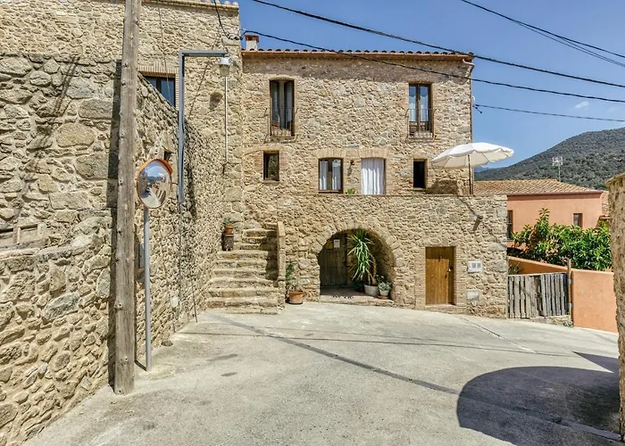 Casa De Pueblo Cantallops