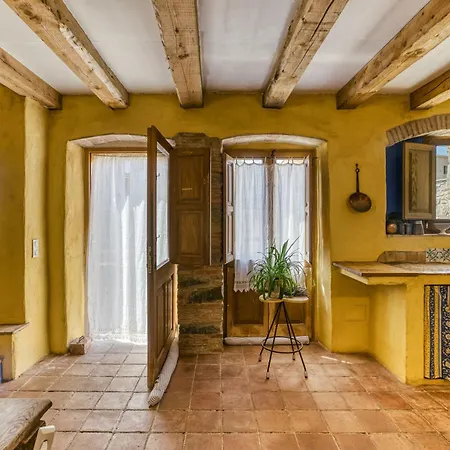 Casa De Pueblo Cantallops